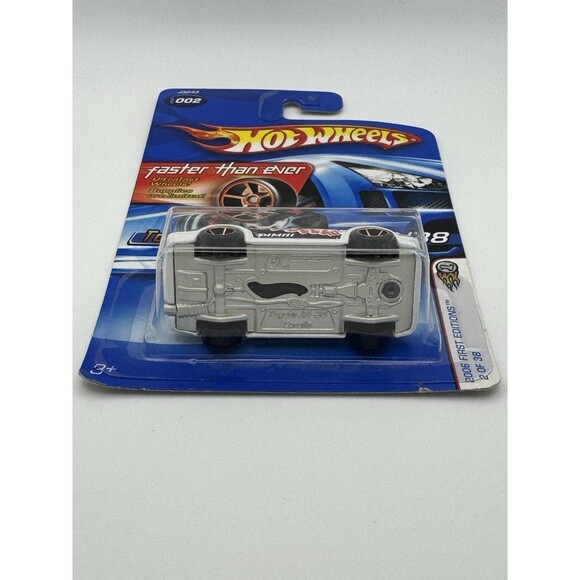 Hot Wheels Toyota AE-86 Corolla 2006 First Editions White 1:64 Collector 2/38 - Picture 6 of 7